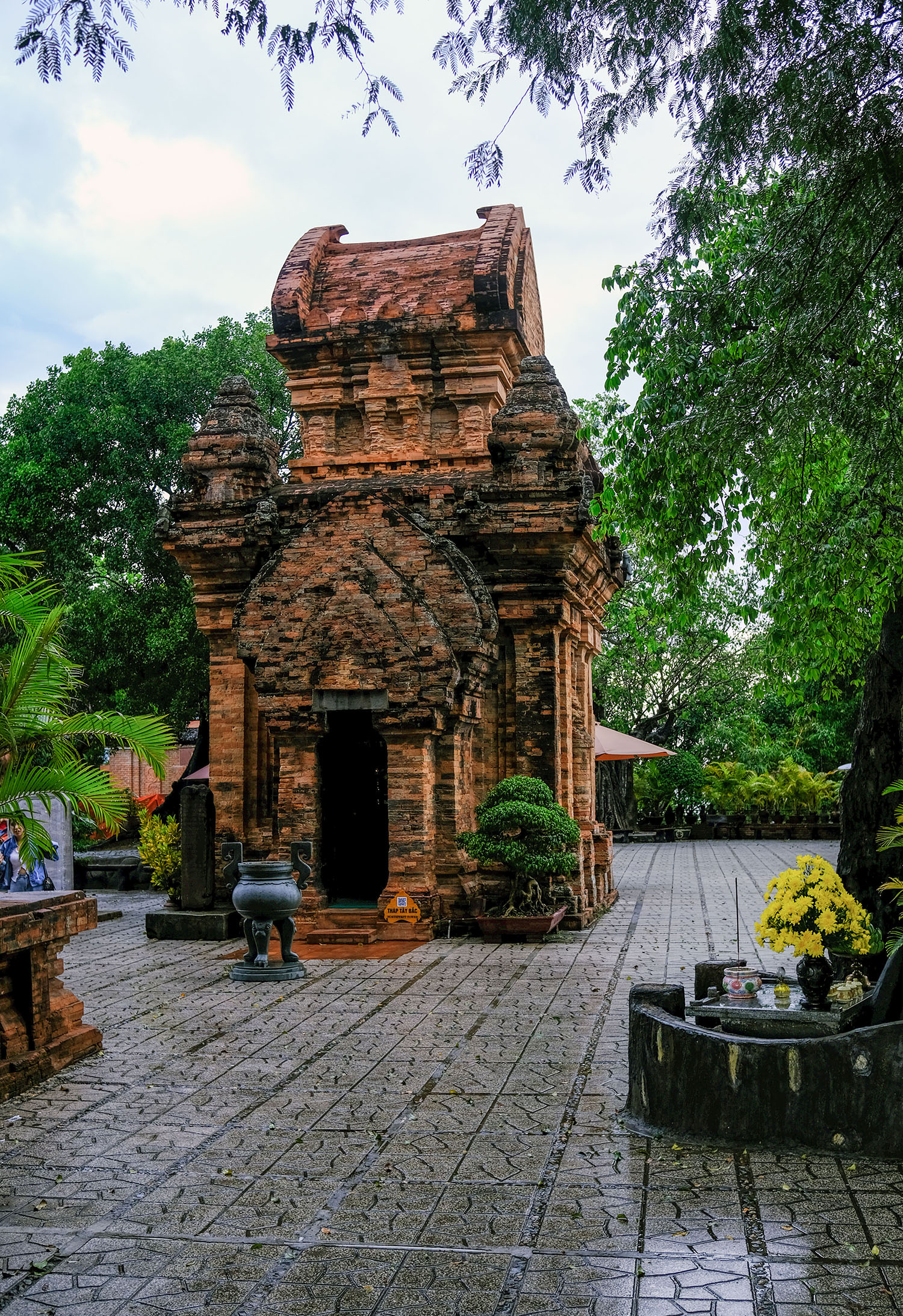 Cham Tower Jewel