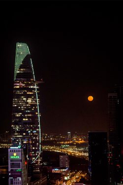 Bitexco Moon