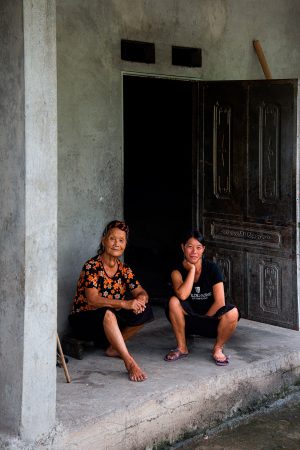 Hoang Su Phi mother and daughter